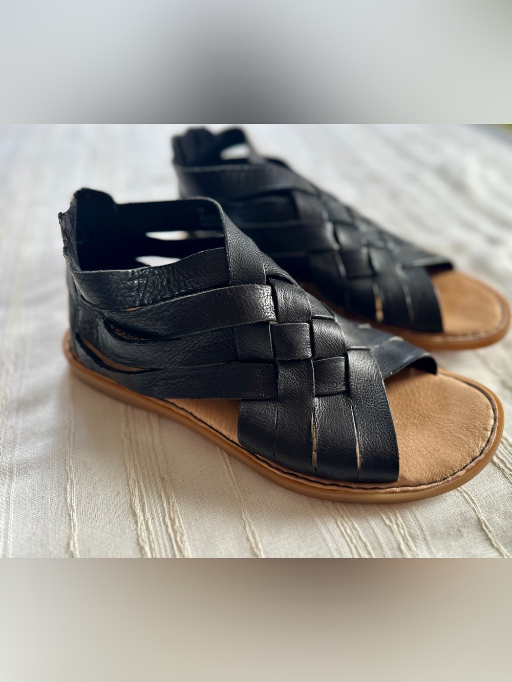 Børn Iwa Woven Black Leather Sandals | Women’s 8